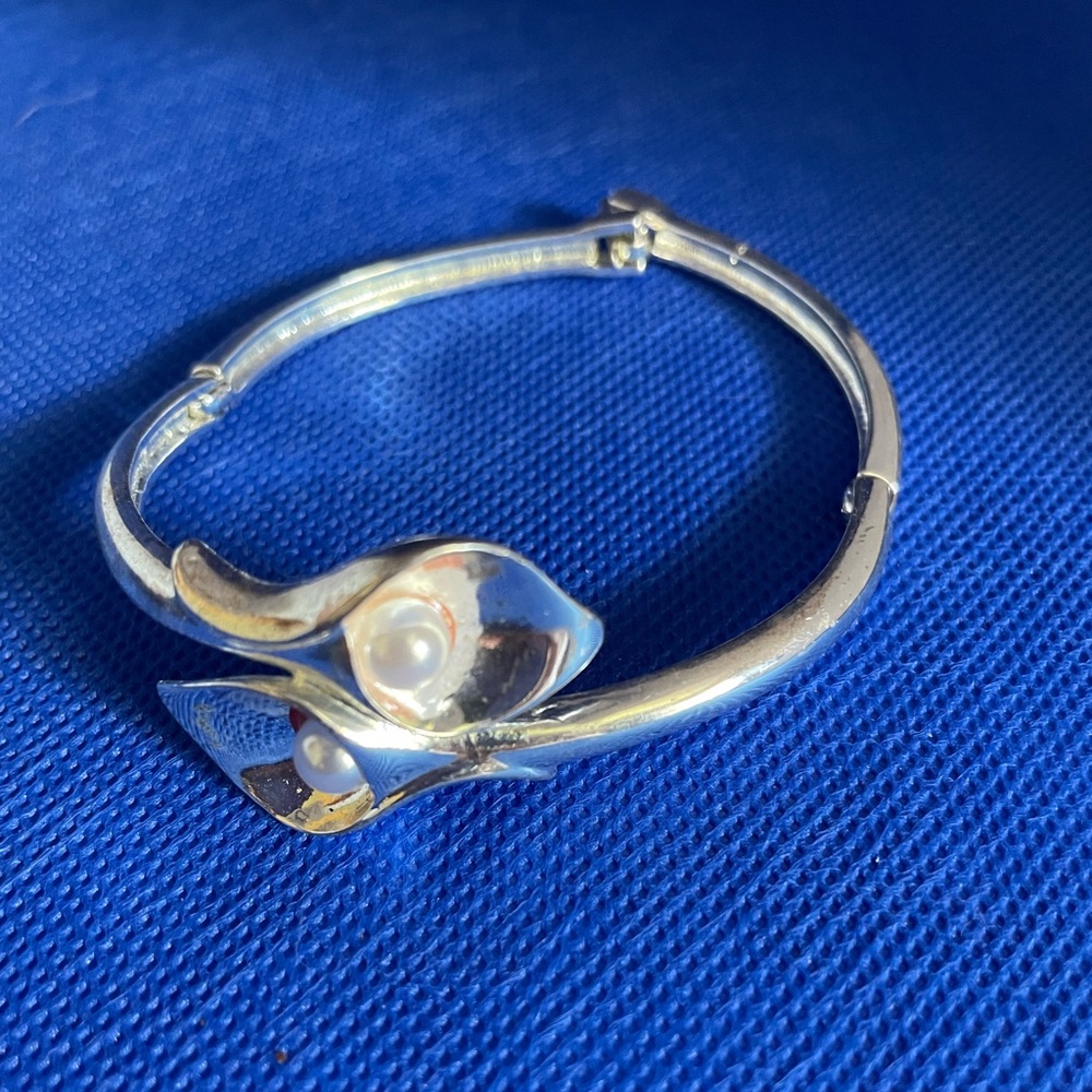 Vintage Avon bracelet